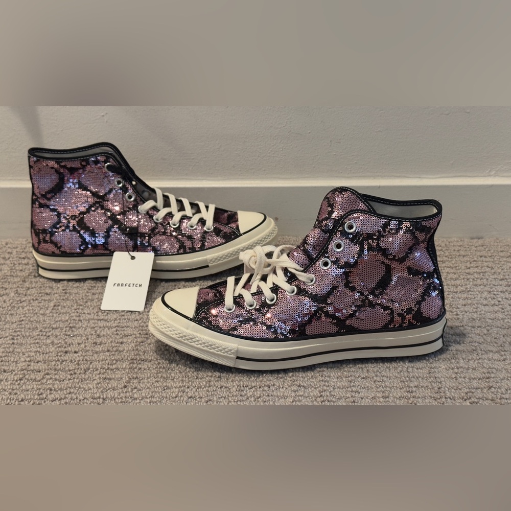Converse High-Top Sneakers with Pink Snake Pattern - Picture 3 of 3